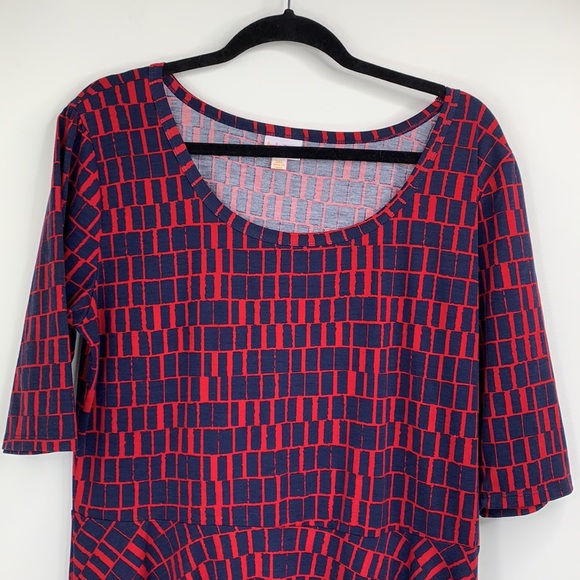Lularoe Womens Geometric Blue Red Plus Size Nicole Dress Size 3XL Short Sleeve. - Picture 2 of 5